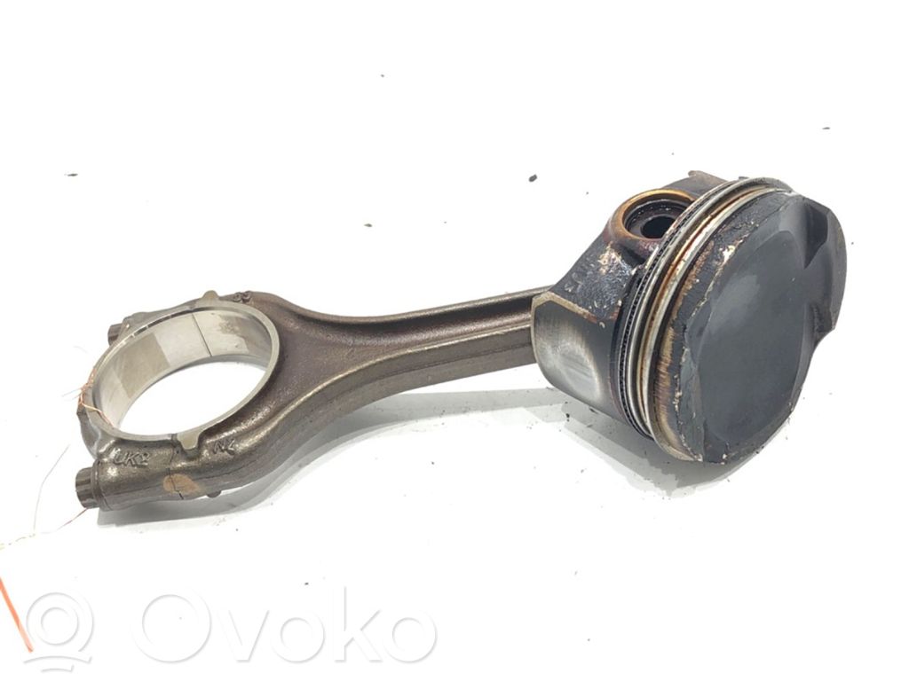 Pistón con biela   04EAM