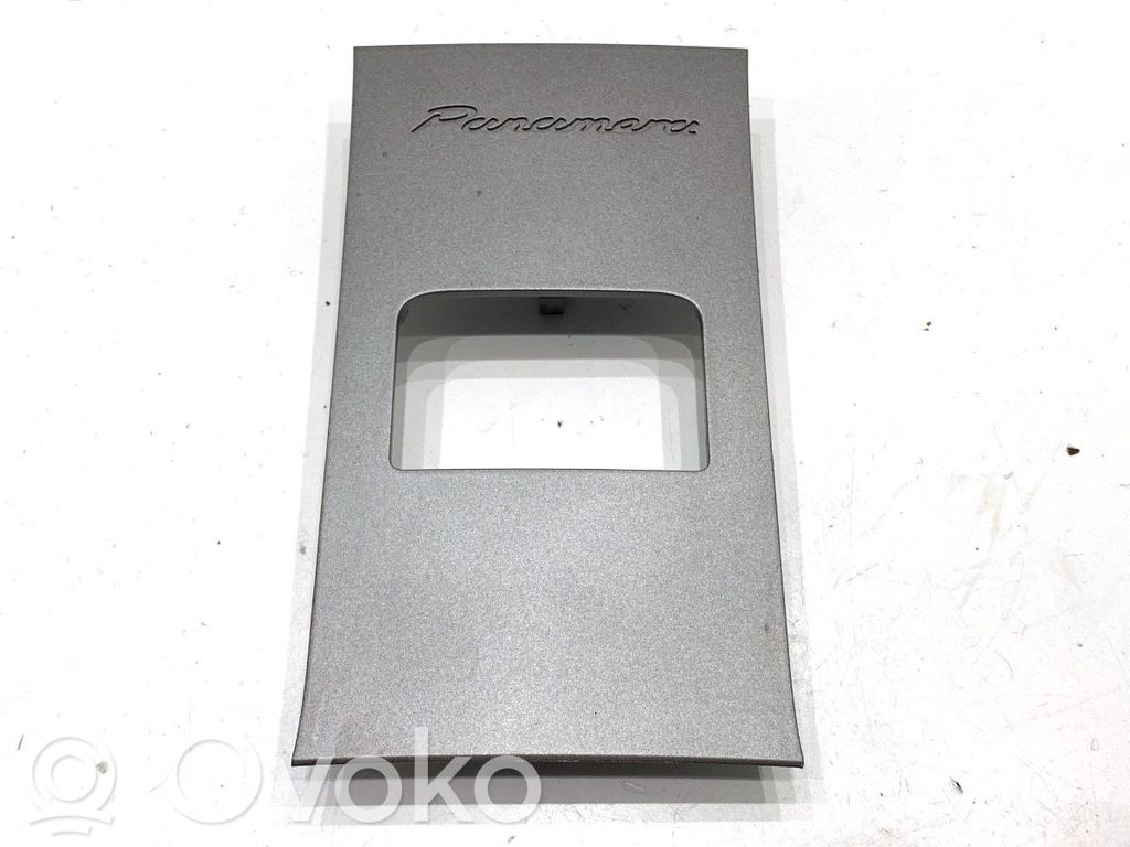 Moldura del panel   5HB010108