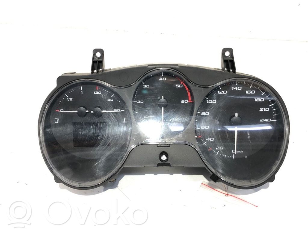 Seat Leon (1P) Speedometer (instrument cluster) 