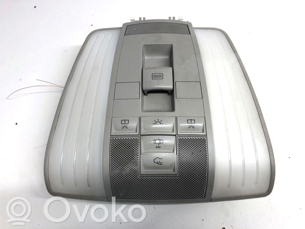 Mercedes-Benz E W212 Panel oświetlenia wnętrza kabiny 