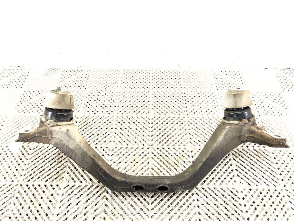 Subcadru frontal   7P0199207