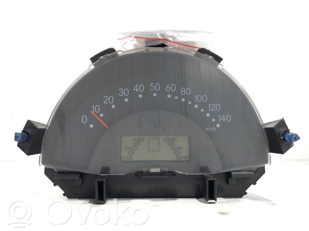 Smart Roadster Speedometer (instrument cluster) 