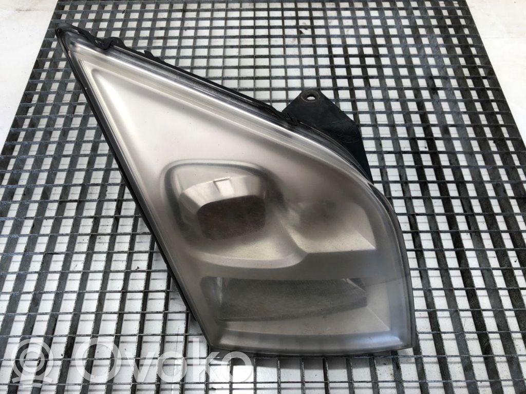Ford Transit Phare frontale 