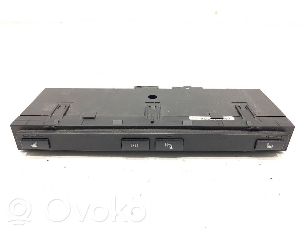 Seat heating switch   6985751