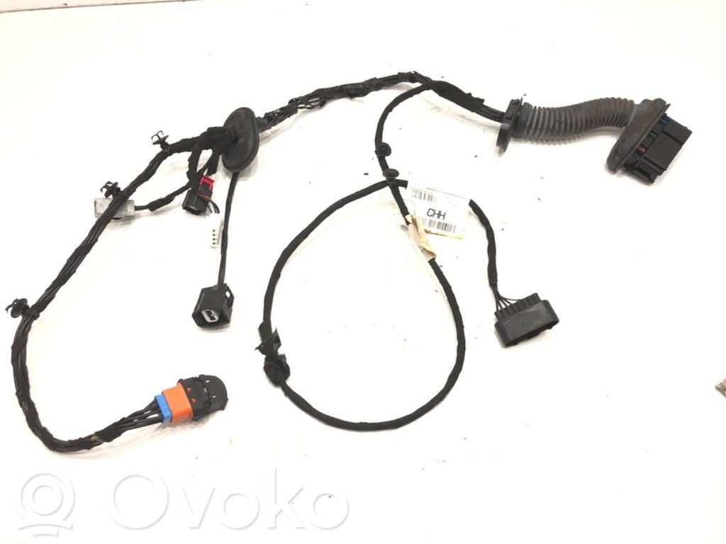 Ford Transit Courier Cableado de puerta delantera 