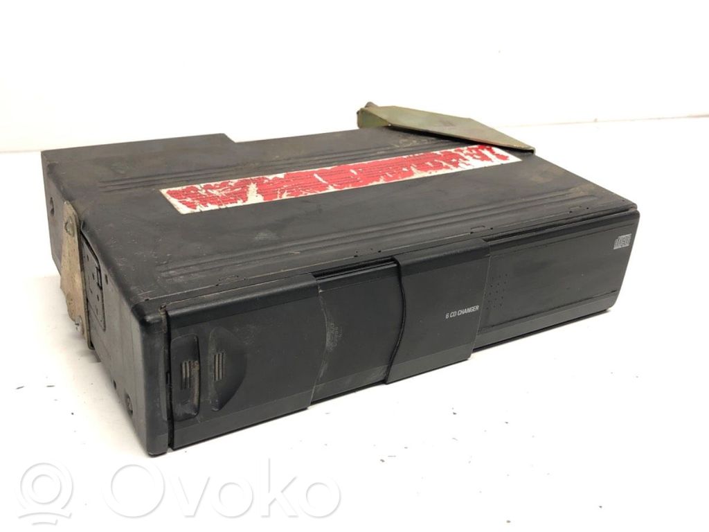 CD/DVD changer   8364931