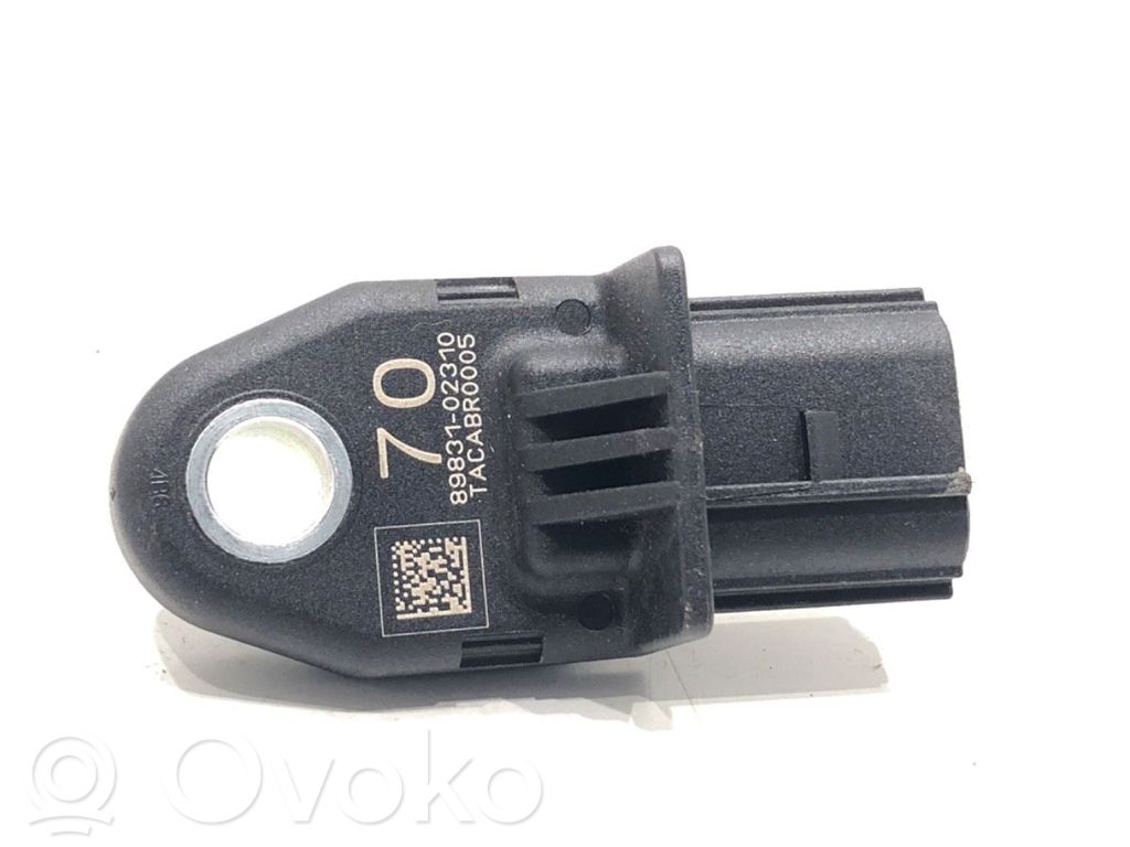 Toyota Corolla E210 E21 Sensore d’urto/d'impatto apertura airbag