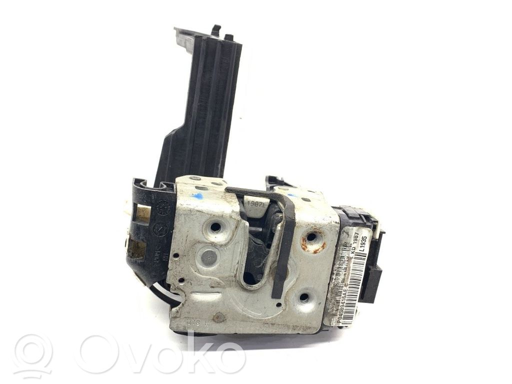 Dodge Caliber Front door lock 