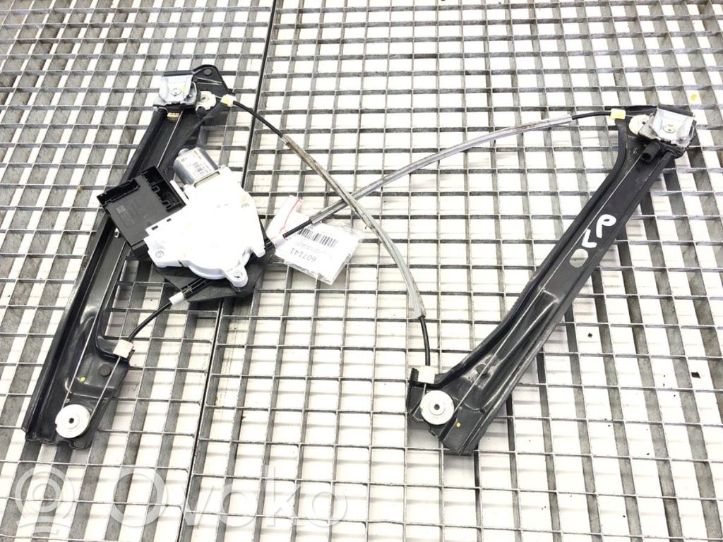 Volkswagen Jetta VI Regulador de puerta delantera con motor