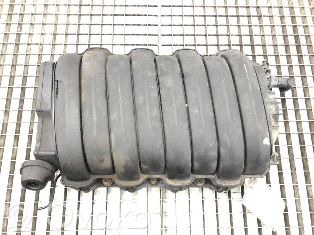 Porsche Cayenne (9PA) Colector de admisión 