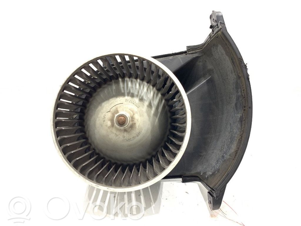 Renault Master III Mazā radiatora ventilators 