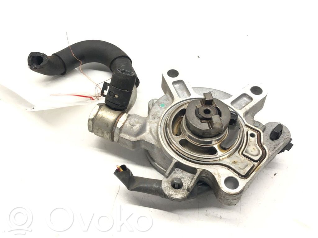 Mazda 3 II Vacuum pump 