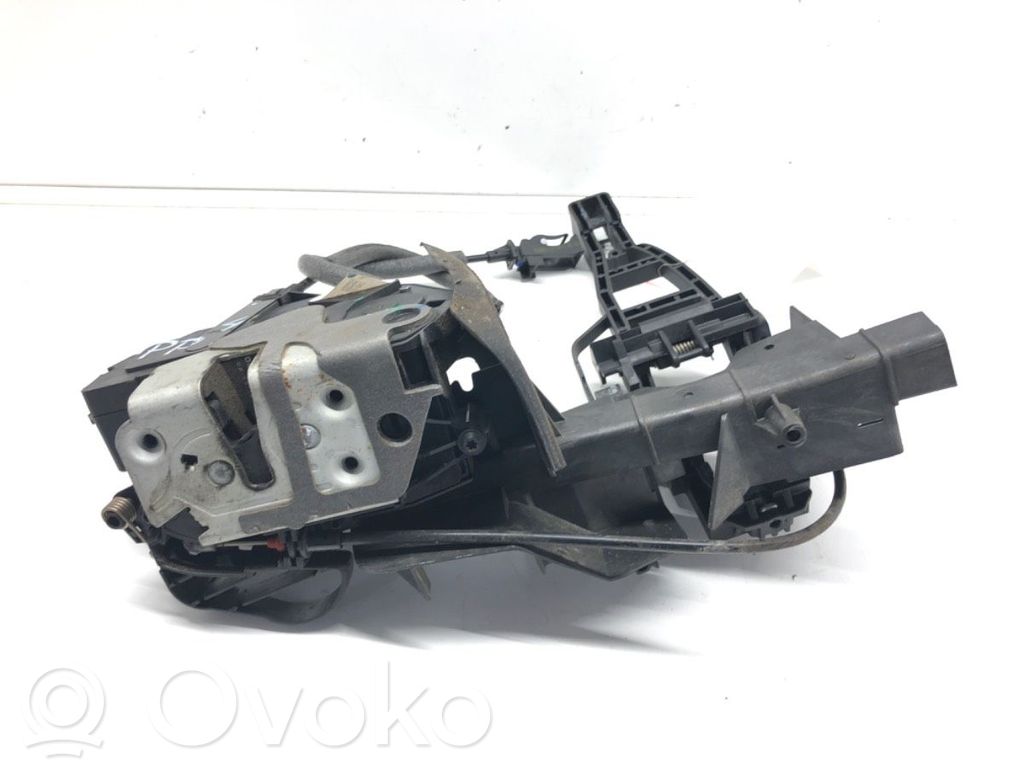Ford Focus Front door lock 