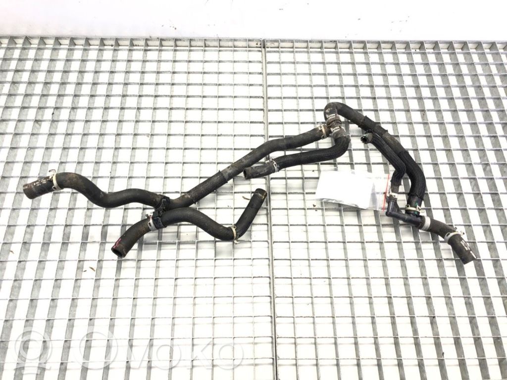 Toyota Yaris Engine coolant pipe/hose 