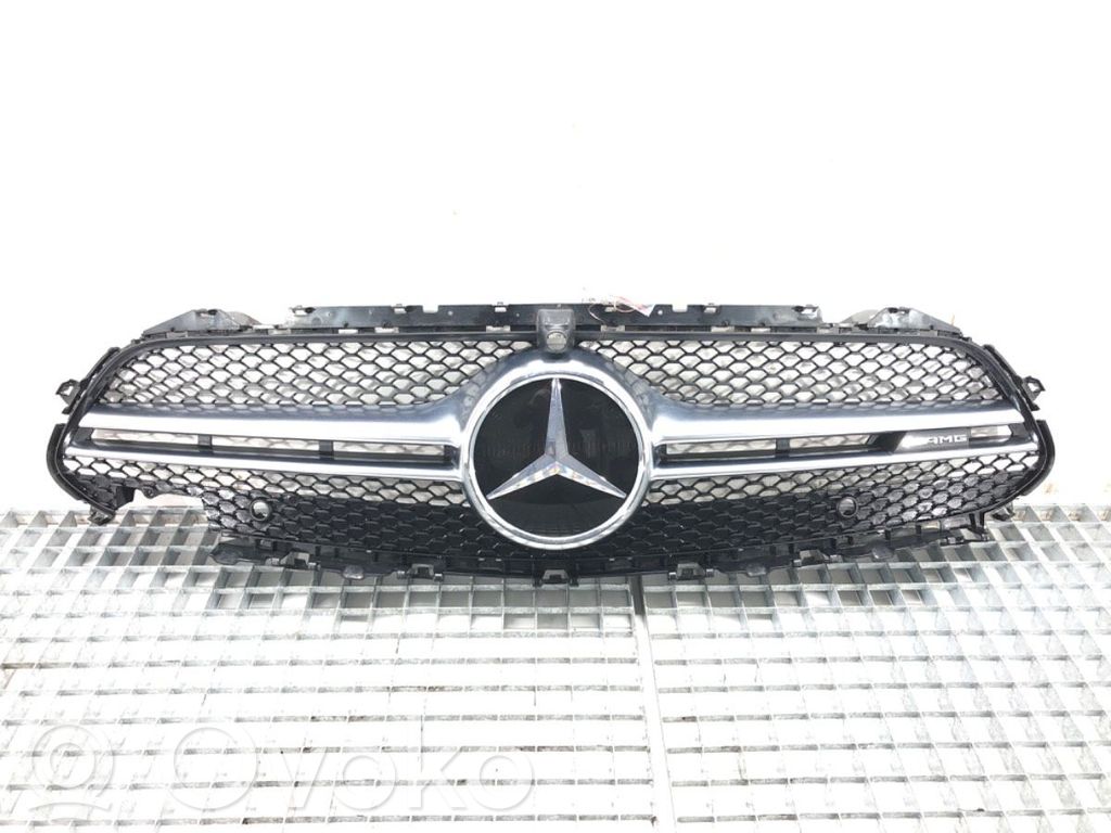 Mercedes-Benz CLS C257 Etusäleikkö 