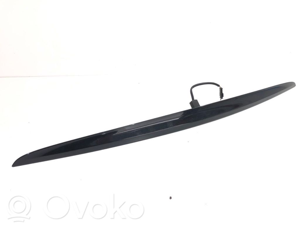 BMW 3 E46 Takaluukun rekisterikilven valon palkki 