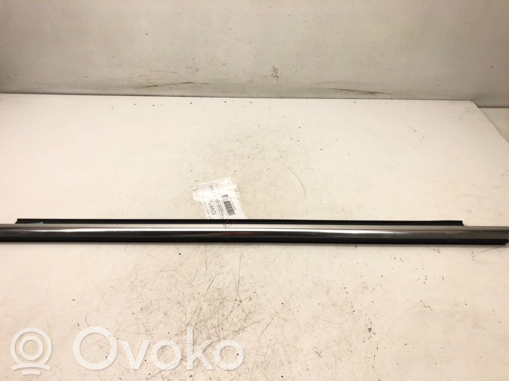 Audi A5 8T 8F Rivestimento modanatura del vetro della portiera posteriore 