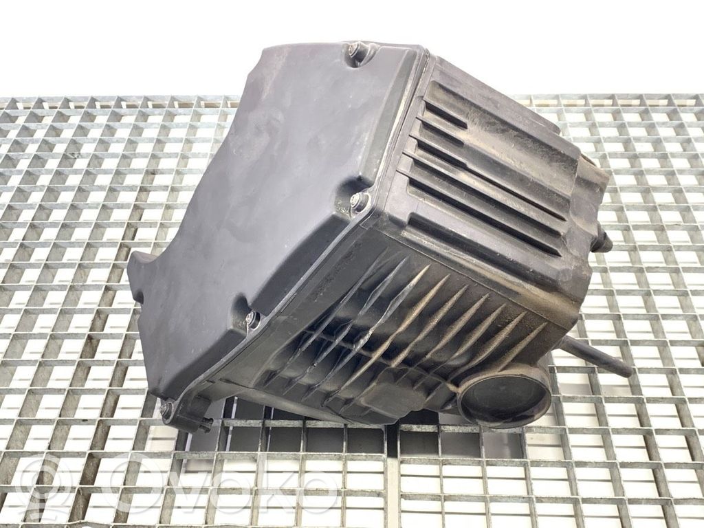Luftfilterkasten   8W0133835P