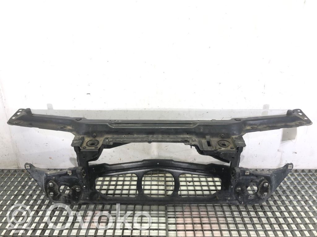 BMW 3 E46 Pezzo della carrozzeria anteriore