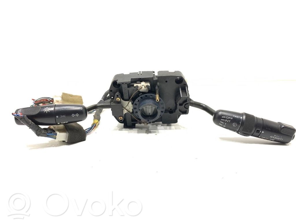 Mitsubishi Eclipse Commodo, commande essuie-glace/phare 