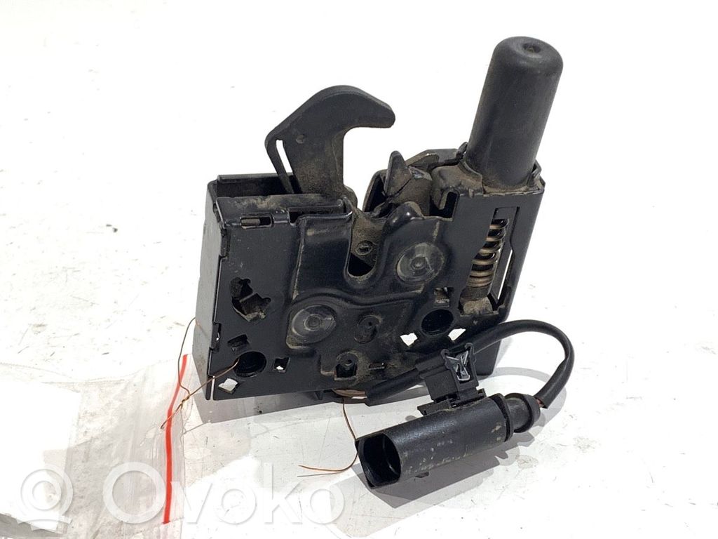 Audi A4 S4 B9 Încuietoare capotă 