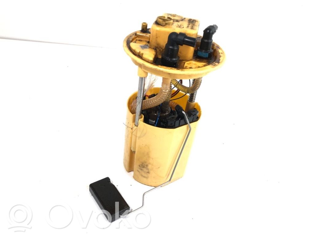Opel Corsa D Bomba interna de combustible 