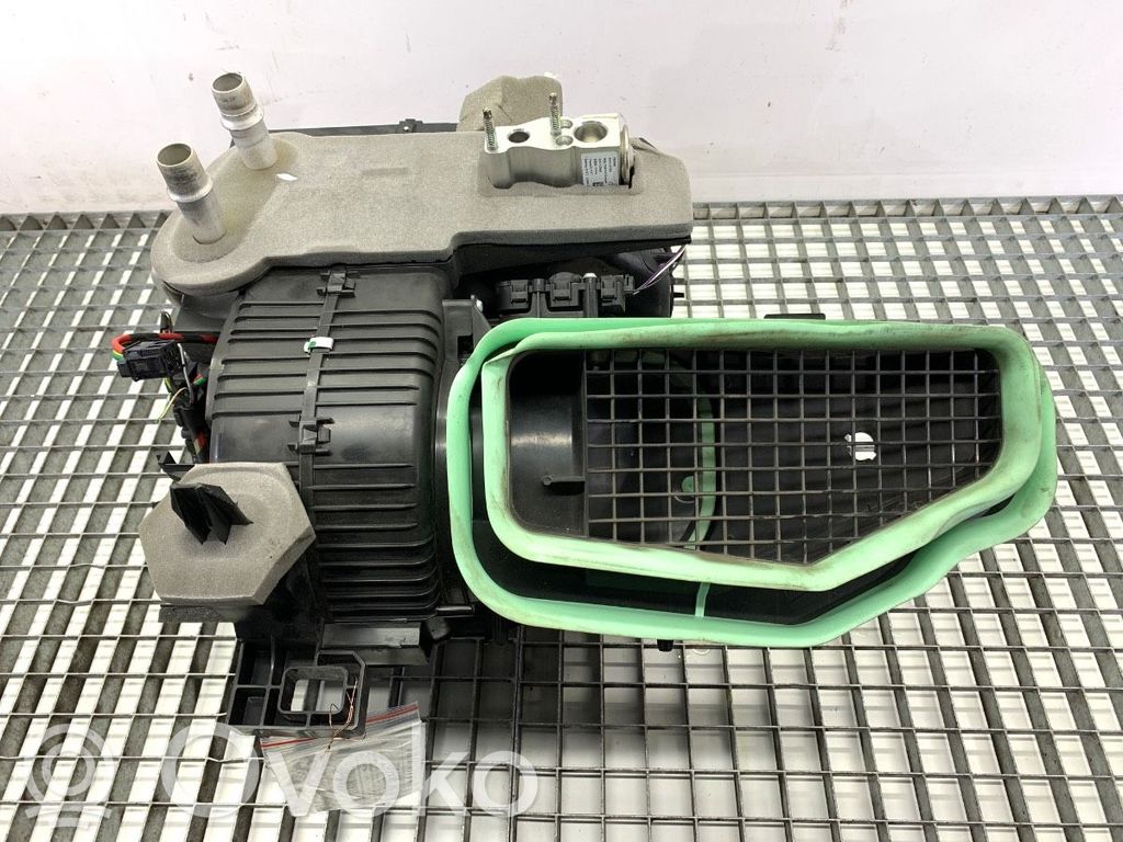 Peugeot 308 SW  Radiateur soufflant de chauffage 