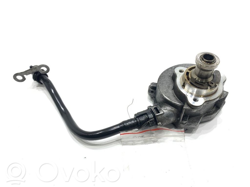 BMW 3 E92 E93 Vacuum pump 