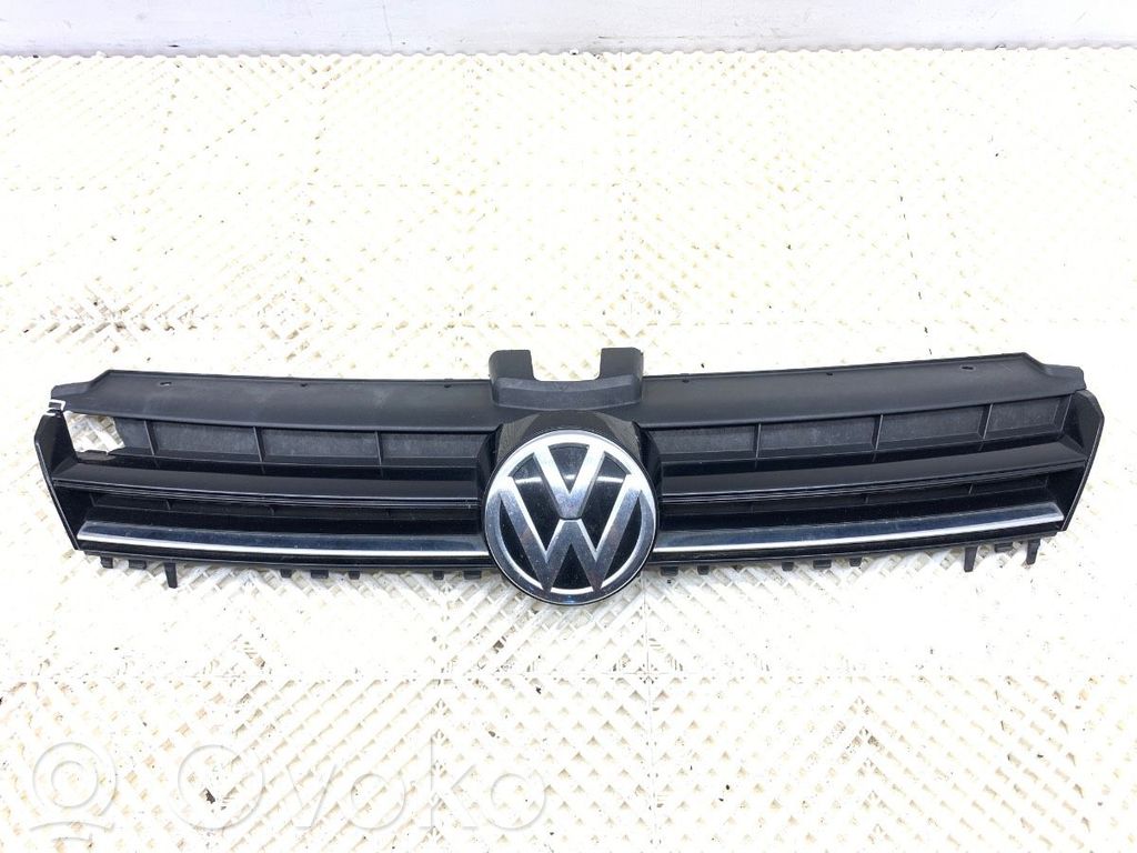 Volkswagen Golf VII Atrapa chłodnicy / Grill 