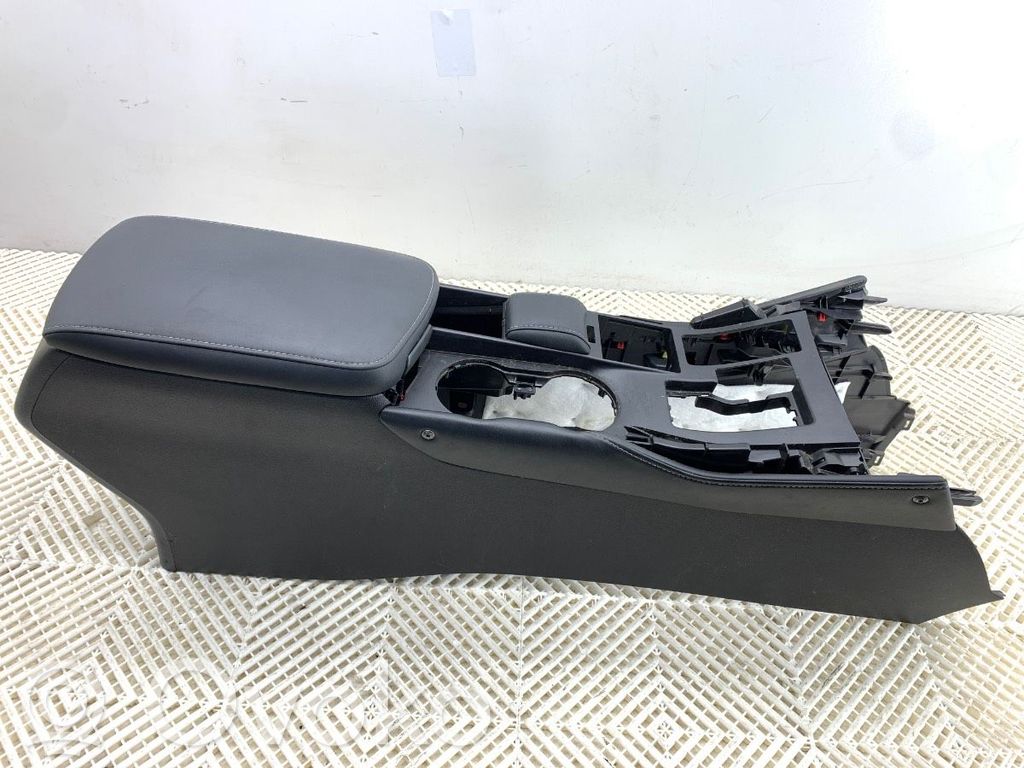 Lexus NX Consola central 