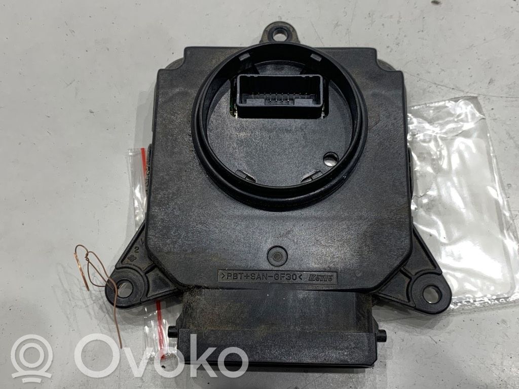 Lexus NX Voltage converter/converter module 