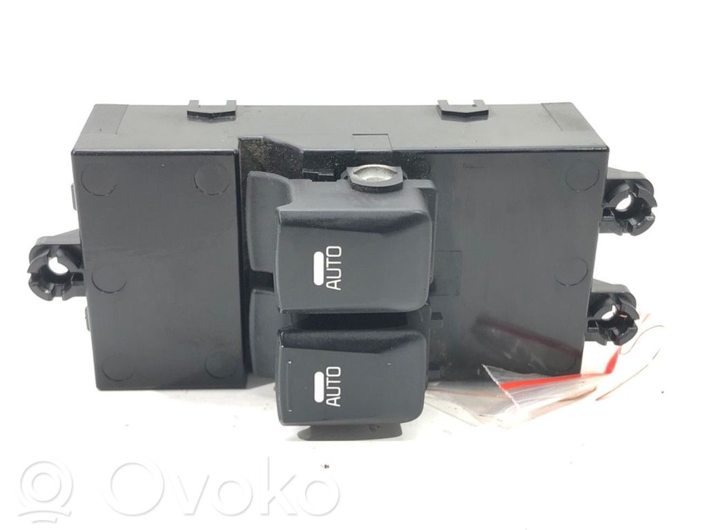 KIA Ceed Electric window control switch 