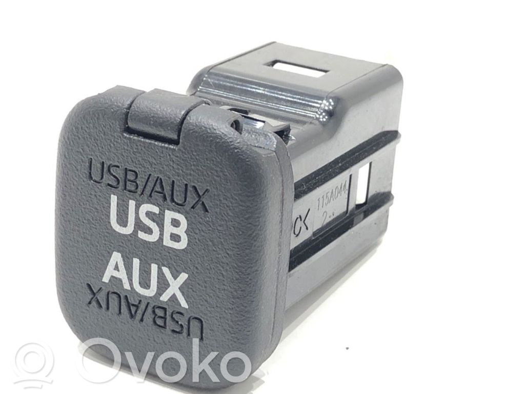Enchufe conector USB   KD45669U0