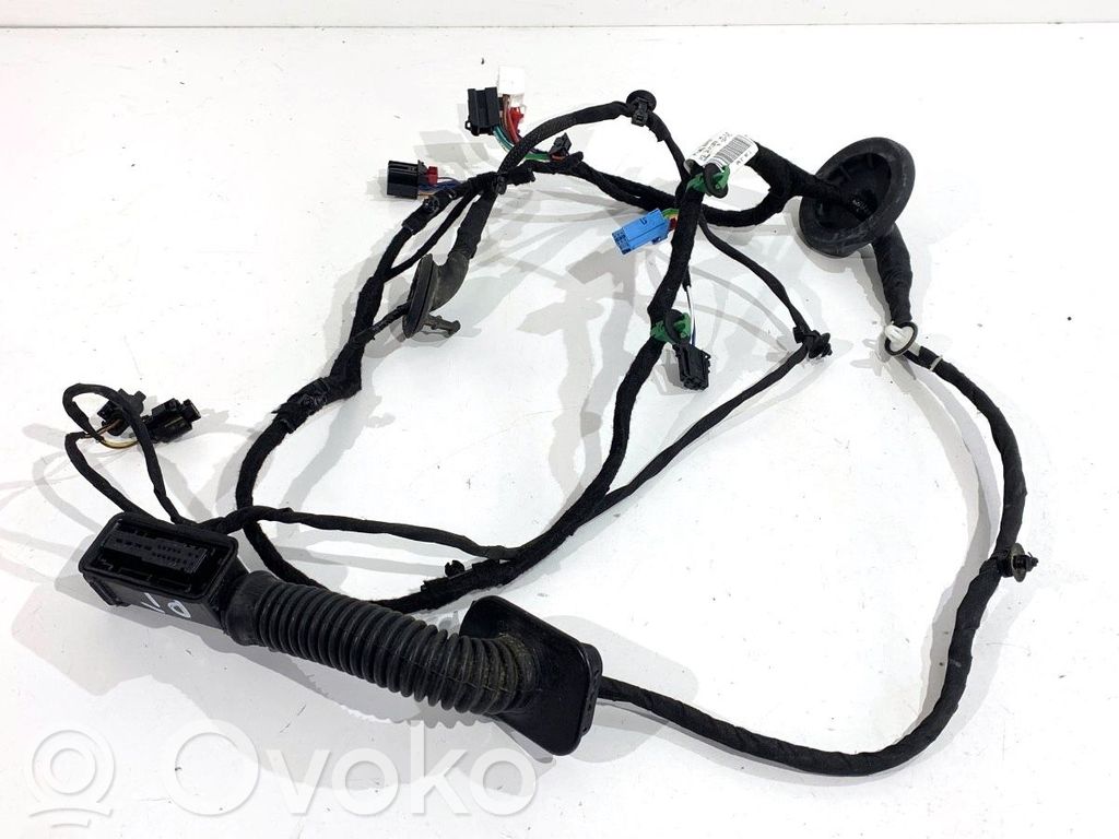 Cableado de puerta trasera   4M8971687JC