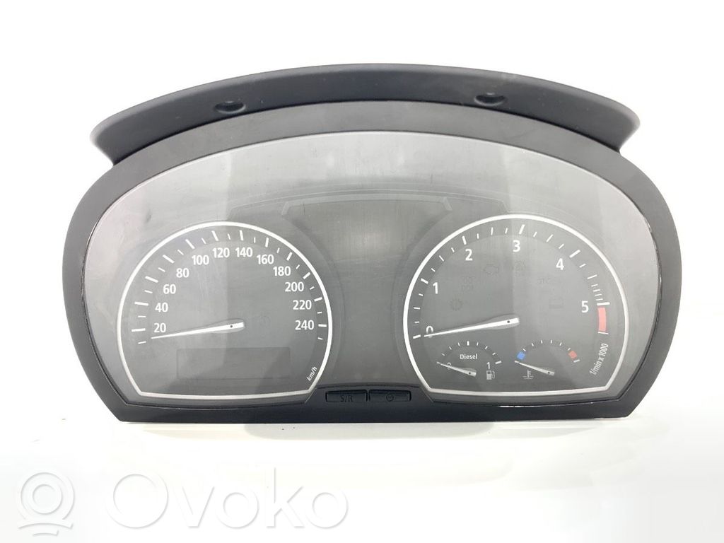 BMW X3 E83 Speedometer (instrument cluster) 