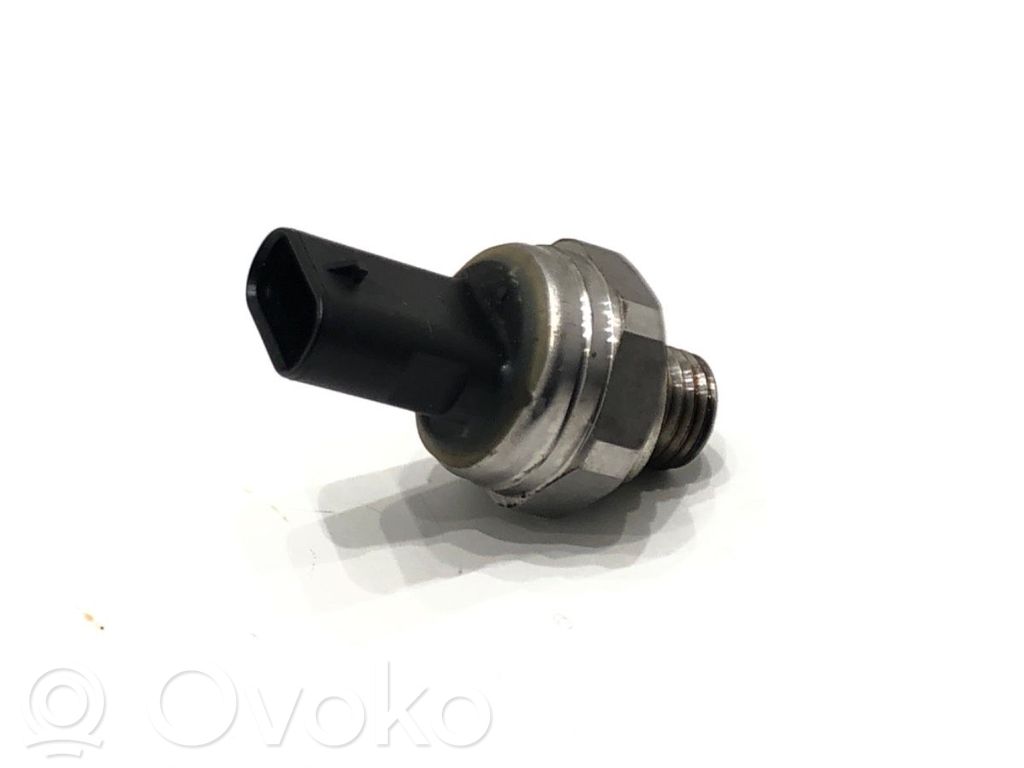 Kraftstoffdrucksensor   05E906277A