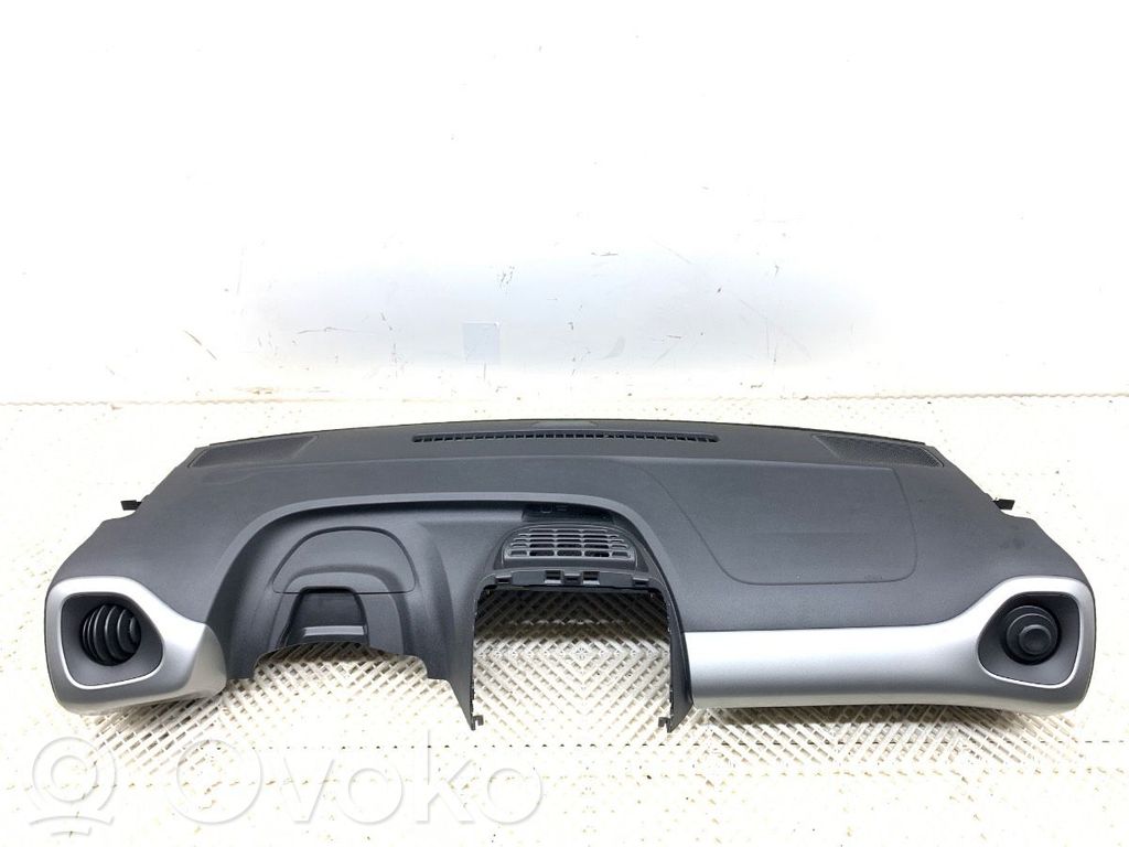 Toyota Aygo AB40 Panel de instrumentos 
