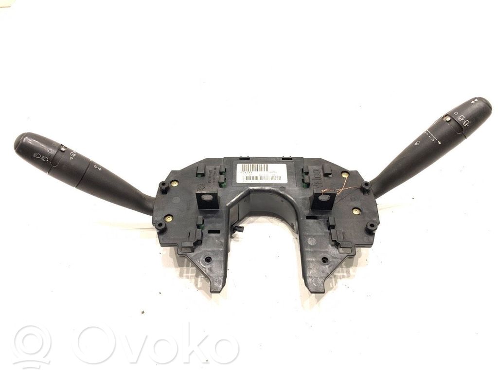 Citroen C4 I Wiper turn signal indicator stalk/switch 