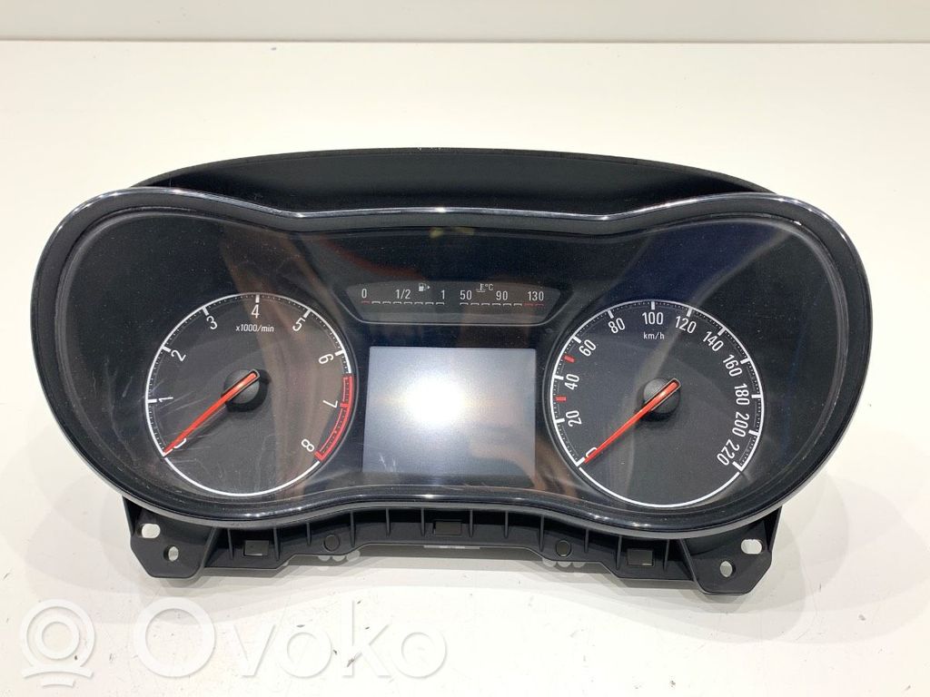 Opel Corsa E Nopeusmittari (mittaristo) 