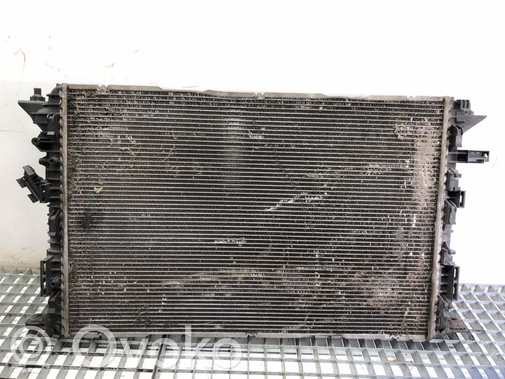Audi A8 S8 D4 4H Radiator lichid răcire 