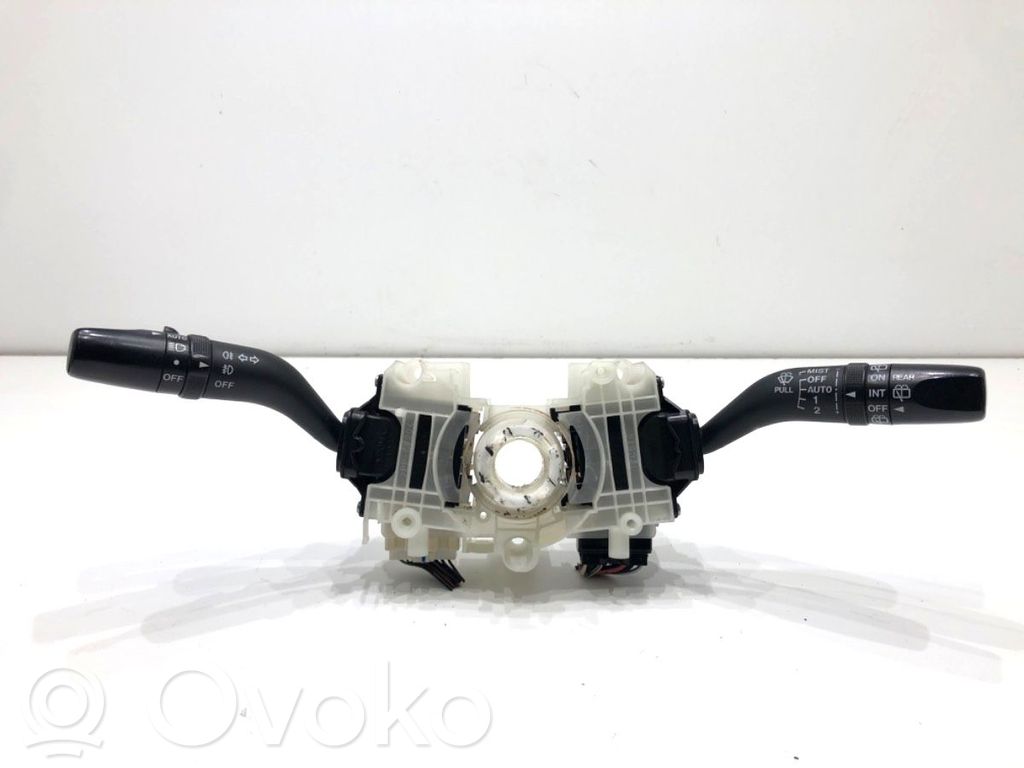 Mazda CX-7 Wiper turn signal indicator stalk/switch 