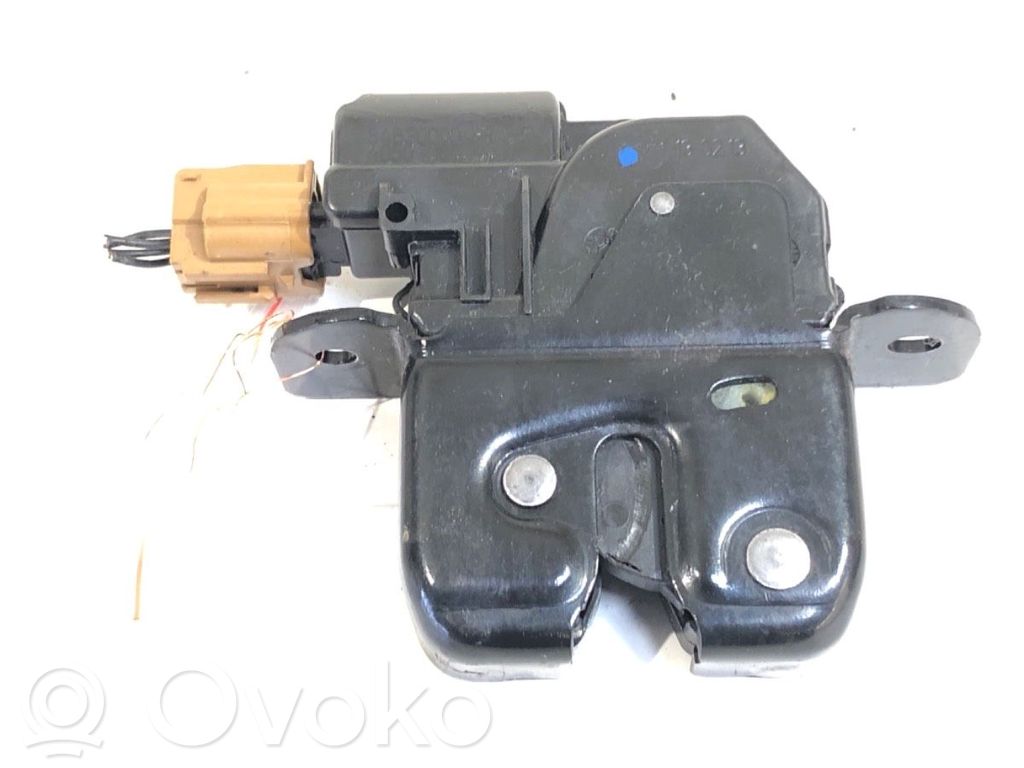 Renault Clio IV Tailgate exterior lock 