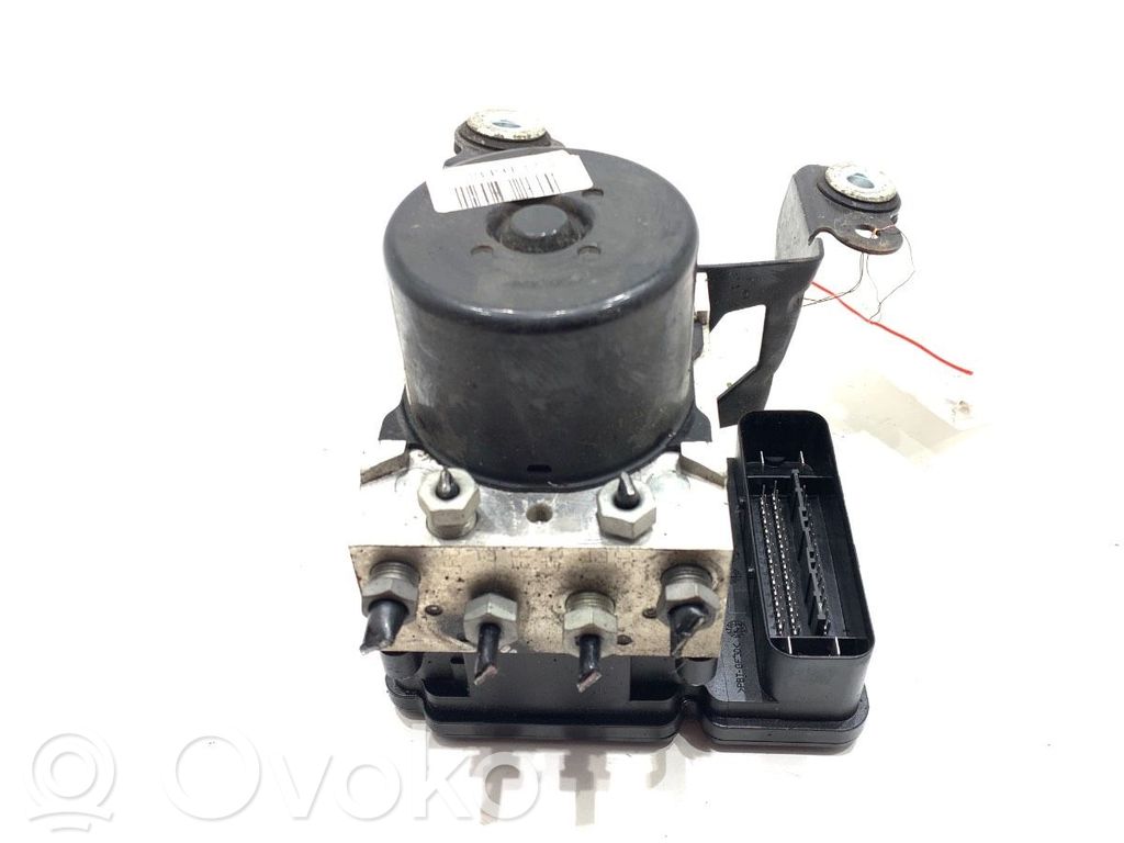 ABS-pumppu   P31423348