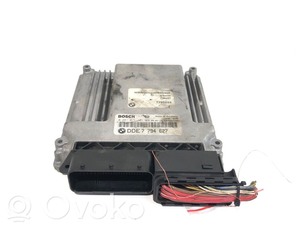 BMW X3 E83 Engine control unit/module ECU 