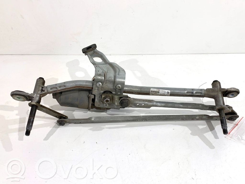 BMW X1 F48 F49 Tiranti e motorino del tergicristallo anteriore 