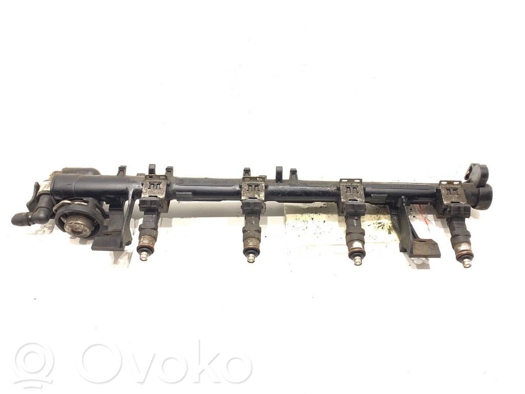 Ford Fiesta Listwa wtryskowa 