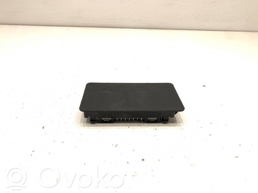 Muu ulkopuolen osa   95560D4100