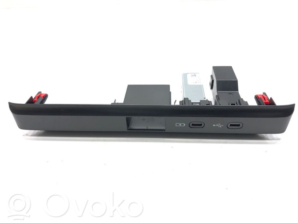 Enchufe conector USB   8619046010