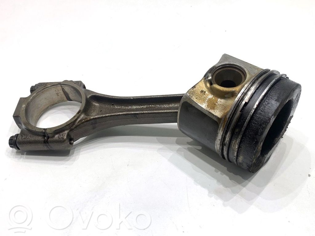 Audi A3 S3 8V Piston with connecting rod 