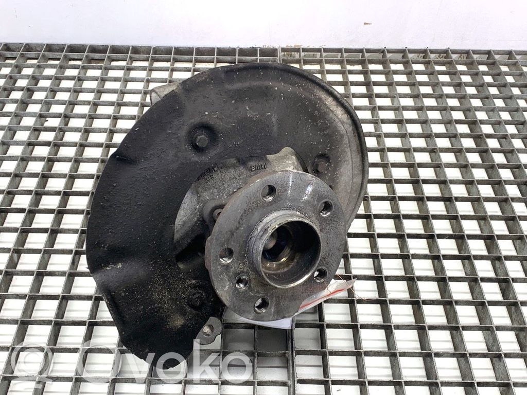 Mini Clubman F54 Fusée d'essieu de moyeu de la roue avant 